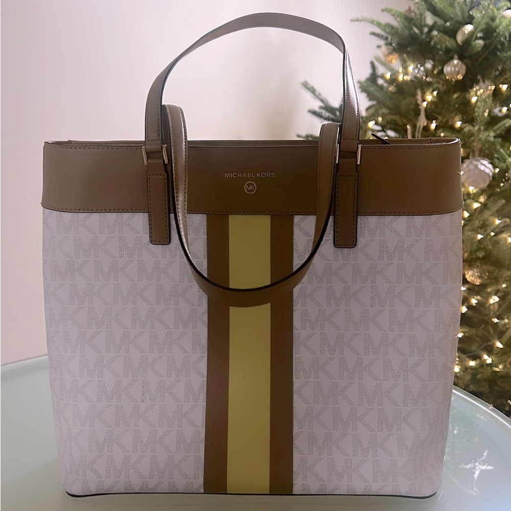 Michael Kors tote